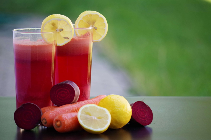 healthy eating, drinking glass, wellbeing, garnish, household equipment, smoothie, food, alcohol, cocktail, slice, vegetables, lime, cold temperature, lemon