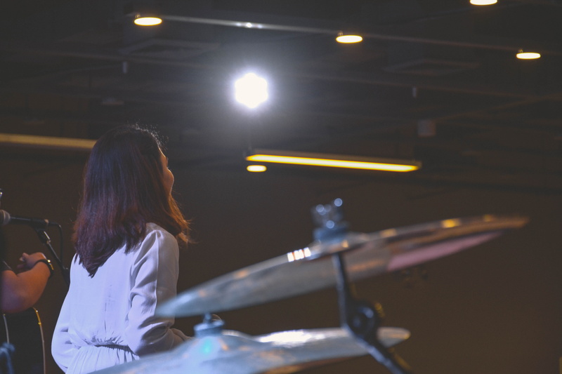 casual clothing, one person, long, adult, guitarist, night, hair, airplane, lighting, white, leisure activities, long hair, women, musician, stage, person