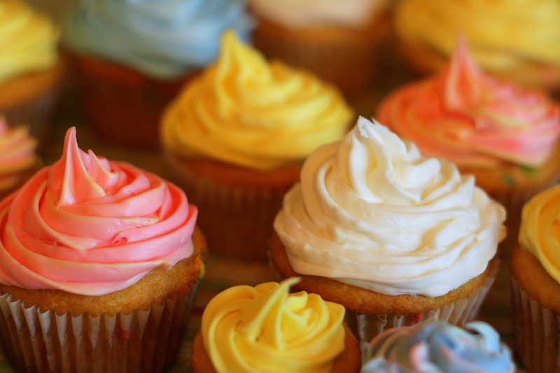delicious, close-up, frosting, cream, closeup, indoors, bakery, baking, indulgence, pink, pastel, tilt, group of objects, cupcakes, no people, buttercream