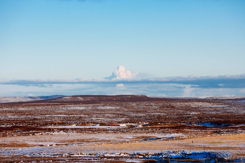 sand, water, tranquil scene, scenic, non-urban scene, volcanic, landscape, 5K, desert, copy space, day, environment, sky, dry, land, arid, smoke, no people