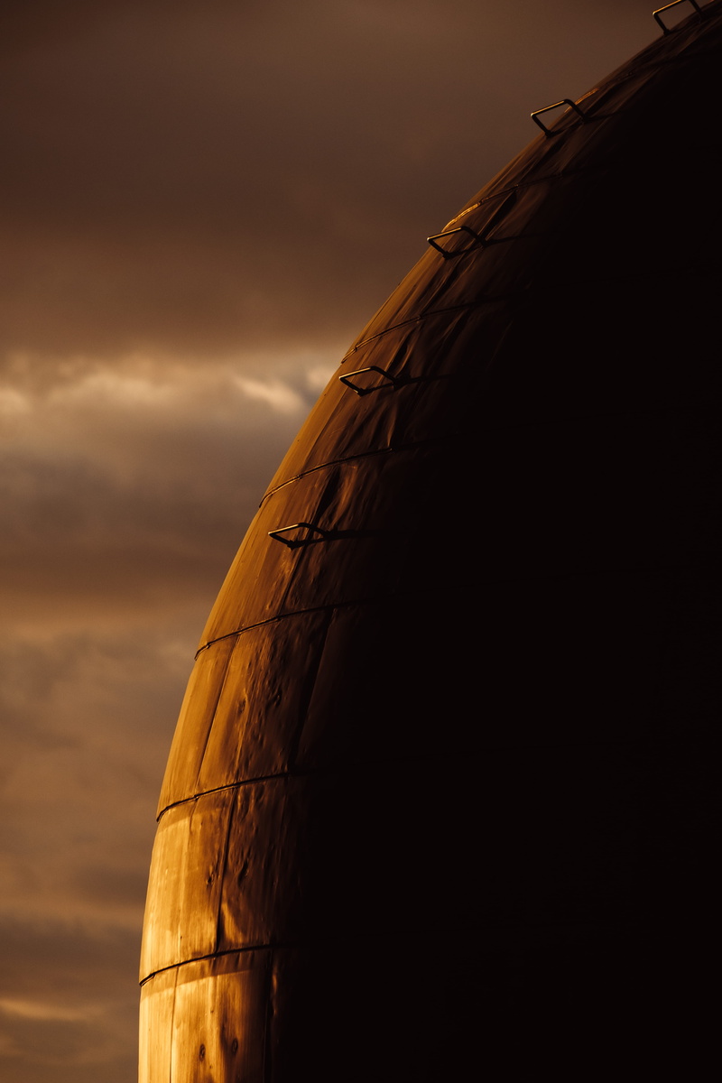 sunset, copy space, architecture, metal, 5K, black, los angeles, watercraft, boat, no people, air vehicle, mode of transportation, industry, close-up