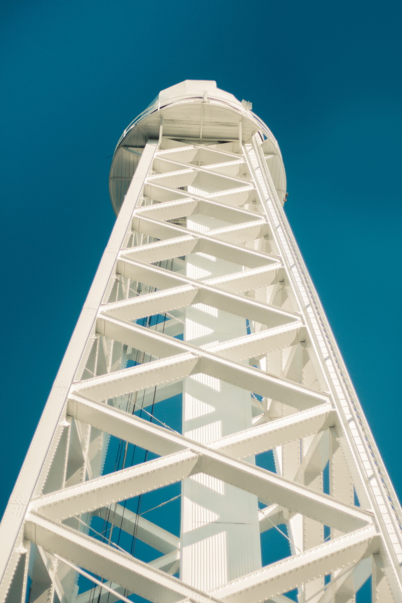 building, sunlight, blue, mountain, la, modern, outdoors, low angle view, nature, day, architecture, 5K, sunny, telescope, building exterior, pattern