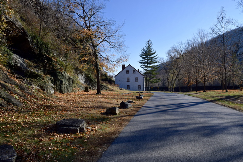 direction, nature, outdoors, tree, cottages, backpacking, building exterior, no people, trekking, west virginia, sky, day, religion, 5K, plant, fall, country lanes