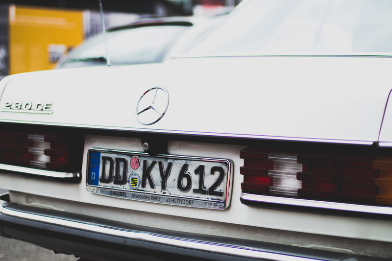 mercedez, benz, plate, white, land Vehicle, mercedes, close-up, auto, day, public transportation, ky, Mercedes Benz, city, mode of transportation, glass - material