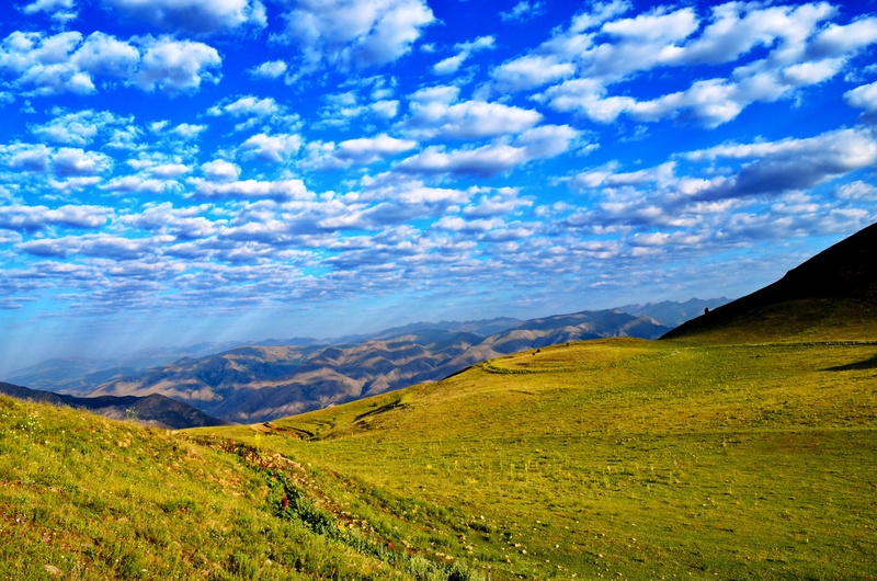 highland, cloudy, mountain range, landscape, tranquility, season, blue, green color, photography, photo, daytime, cloud - sky, great, rize, plant, outdoors