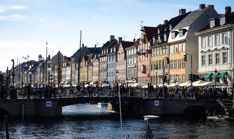 travel destinations, 5K, water, day, waterfront, harbour, tourists, built structure, residential district, people, outdoors, nyhavn, city, transportation