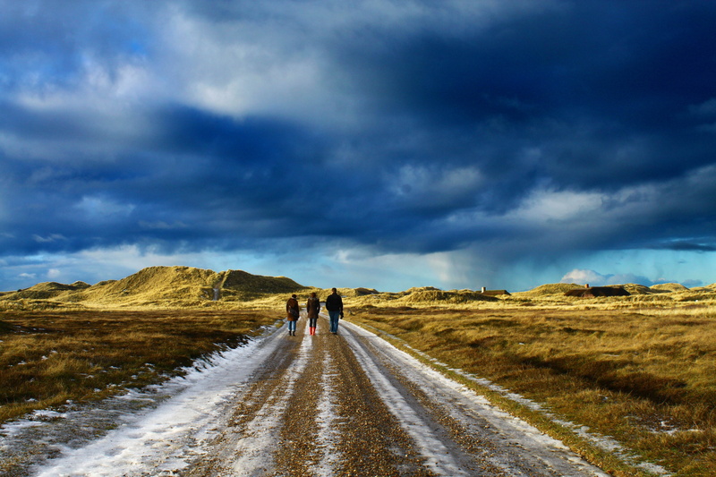 mountain, daytime, walking, Ice, on road, road, men, Dänemark, grey, people, walking on, nature, photography, three, Snow, Eis, landscape, sky, outdoors