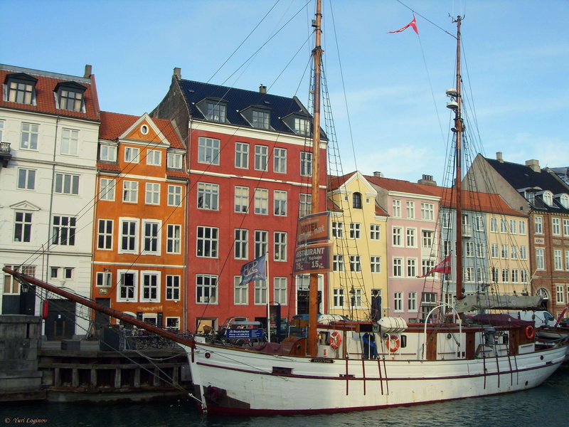 no people, sky, denmark, architecture, kbenhavn, passenger craft, day, travel, 2K, nature, row house, building, water, nautical vessel, canal, moored