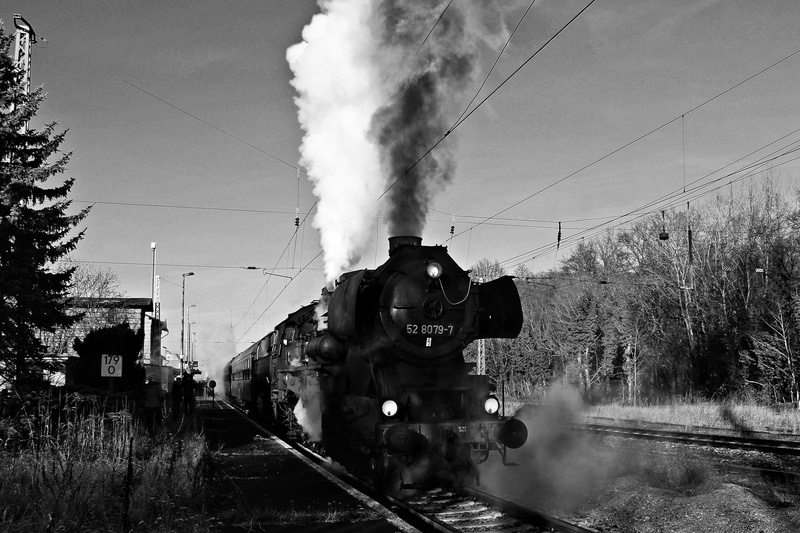 train - vehicle, day, locomotive, Locomotive, br 52, steam train, nostalgia, air pollution, track, motion, Steam Locomotive, dr-52 8079 7, train, east german deutsche reichsbahn