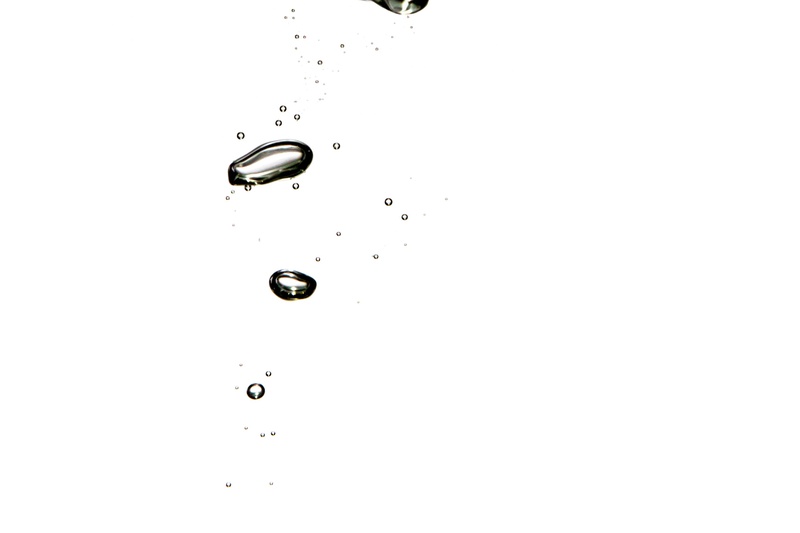 drip, refreshment, water feature, studio shot, nature, backgrounds, freshness, background, close-up, hochspringender high drop, white, motion, falling