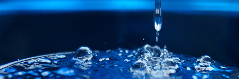 wet, reflection, aggression, copy space, water, panoramic, drip, waves circles, drop pictures, close-up, hochspringender high drop, inject, extreme close-up