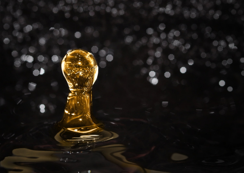 drop of water, golden drops, tilt, wet, drip, drop, food and drink, close-up, glass - material, shift, falling, transparent, freshness, reflection, photography