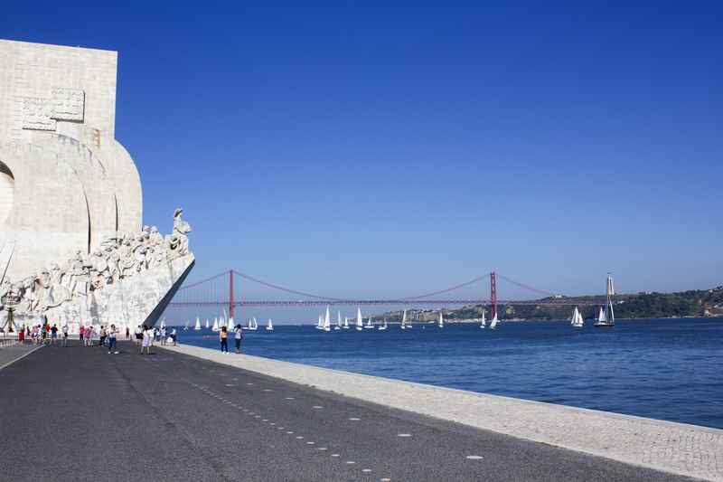 river, monument to the discoveries, travel, port, waterfront, the past, bridge - man made structure, tourism, 5K, bridge, clear sky, built structure, portugal
