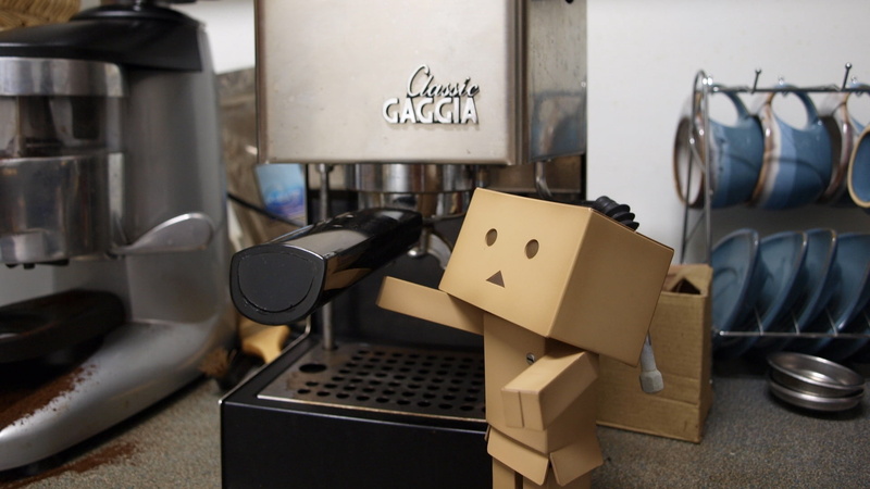 maker, black, cup, cardboard, day, cappuccino, focus on foreground, technology, equipment, no People, drink, home interior, brown, barista, gaggia, box