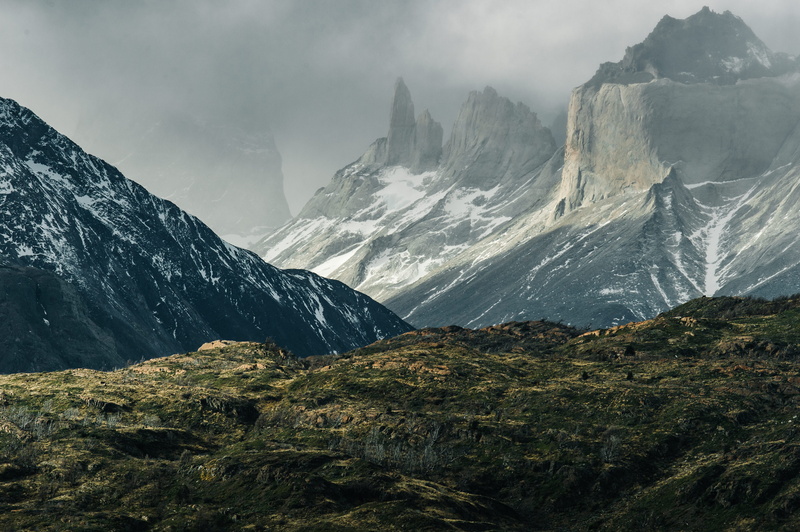 outdoors, mountains, snowcapped mountain, 4K, fogs, daytime, non-urban scene, landscape, cloud, mountain, cloud - sky, cold temperature, grass, green
