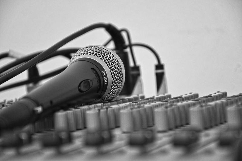 song, electronics, technology, cables, audio equipment, wire, volume, musical instrument, air, in a row, live, electrical equipment, mixer, power, industry