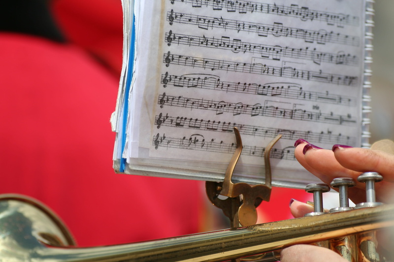Score, holding, Music, sheet music, musical notes, lifestyles, notes, text, Trumpet, human body part, body part, musical instruments, focus on foreground
