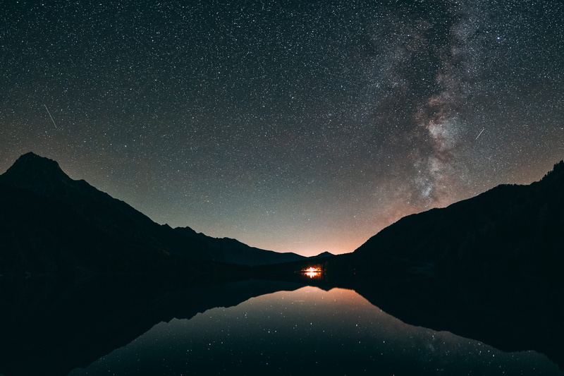 non-urban scene, space and astronomy, nightsky, body, starry night, galaxy, star field, 5K, astronomy, water, star, mountain range, night, mountain, dark