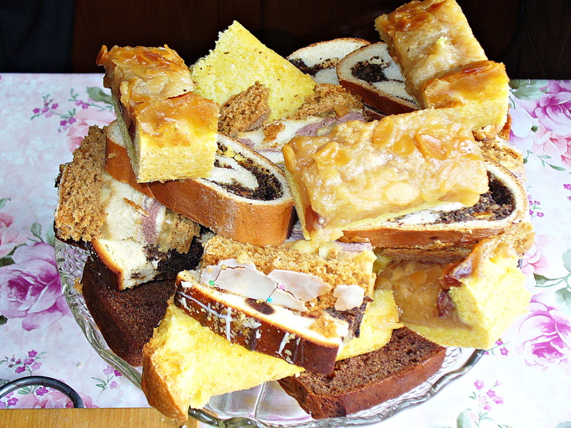 ready-to-eat, kitchen, french food, cider, food and drink, temptation, meal, bread, sweets, cake, cheesecake, breakfast, indoors, edible, high angle view