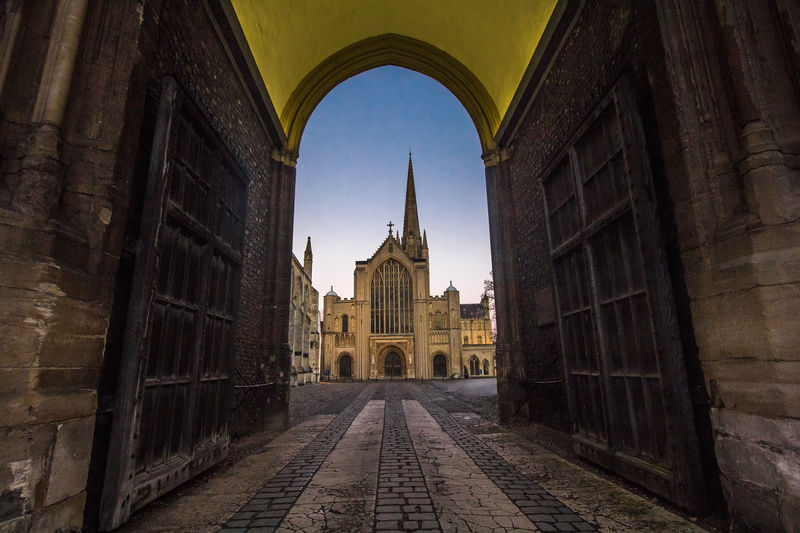 history, place of worship, travel destinations, cathedral, tourism, england, no people, city, government, outdoors, in the evening, arch, Monument, 5K