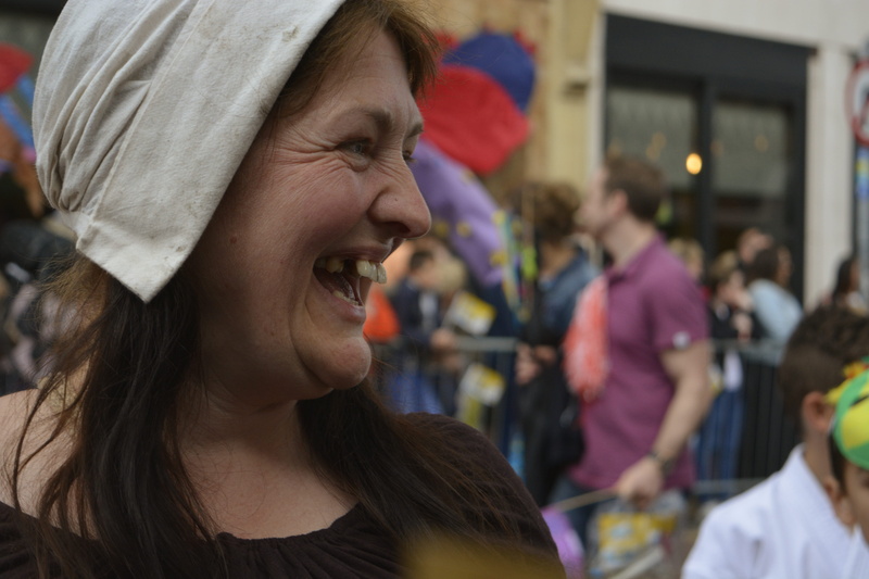 looking, women, united kingdom, leisure activity, focus on foreground, joy, norwich, headshot, 5K, happy, incidental people, carnival, young women, crowd