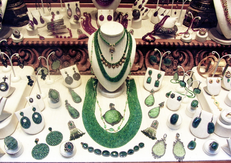table, showcase, retro Styled, jewelry, for sale, arrangement, green, choice, large group of objects, representation, bright, abundance, 4K, Jewelry, close-up