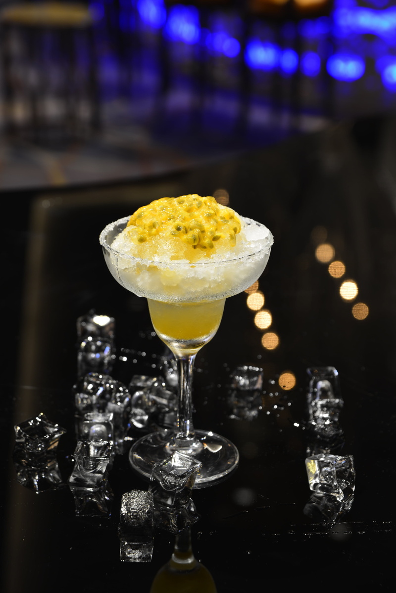 night, martini glass, nightlife, soft drinks, food, studio shot, refreshment, temptation, bar counter, household equipment, garnish, cocktail, freshness