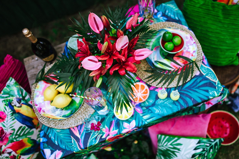 close-up, accesories, art and craft, food, nature, colors, Garden Party, cultures, tropic, container, party, outdoor, creativity, celebration, flower, outdoors
