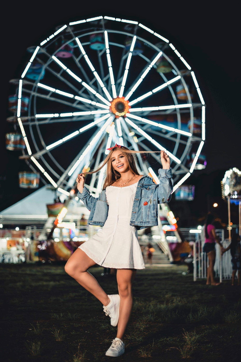 smiling, young women, fashion, girl, 2K, beauty, standing, leisure activity, emotion, fun, white, front, dress, enjoyment, woman, blue, carnival, happiness