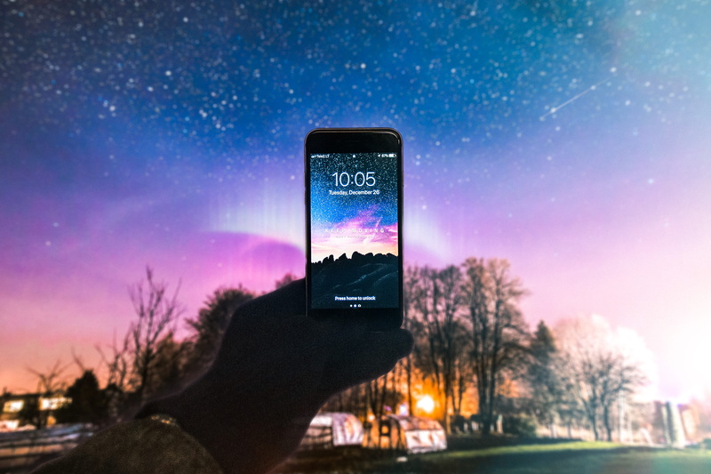 cellphone, iphone, technology, evening, digital composite, clouds, iphone 6, lights, taking photo, human hand, dark, outdoors, screen, 5K, landscape, connection