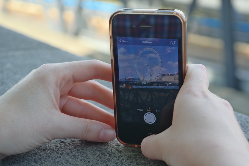 hand, touch screen, screen, attraction, 4K, picture, focus on foreground, connection, telephone, phone, camera, wireless technology, instagram, lifestyles