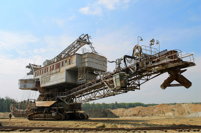environment, cloud - sky, machine, machinery, low angle view, architecture, mining excavator, nature, land, built structure, industry, 4K, quarry, sky