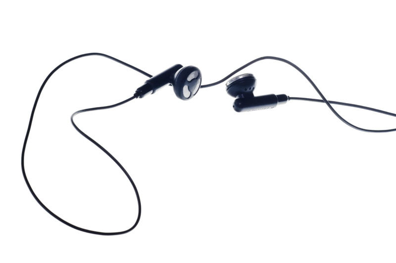 headset, no people, ear, connection, 720P, listening, ear-bud, cable, black color, personal accessory, headphones, close-up, white background, computer cable