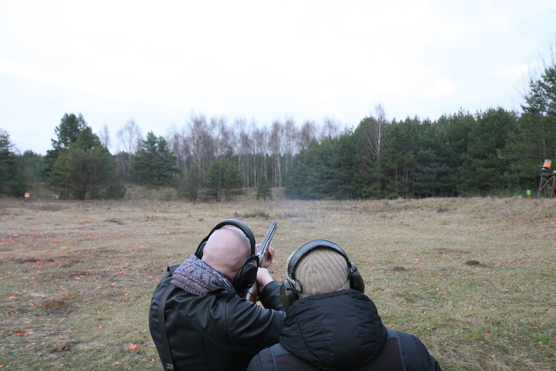 day, personal perspective, gun, Riffle, 2K, land, low section, human foot, shooting, Target, human body part, lifestyles, plant, outdoors, forest, one person