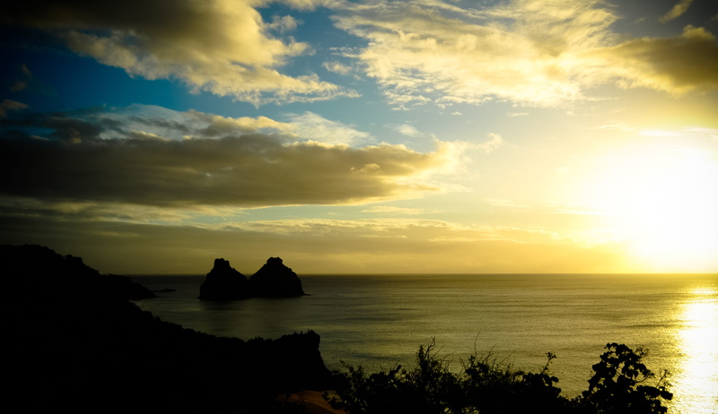 sunlight, tranquil scene, ocean, orange color, horizon over water, 2K, boat, noronha, beach, landscape, beauty in nature, of, nature, cloud - sky, sky