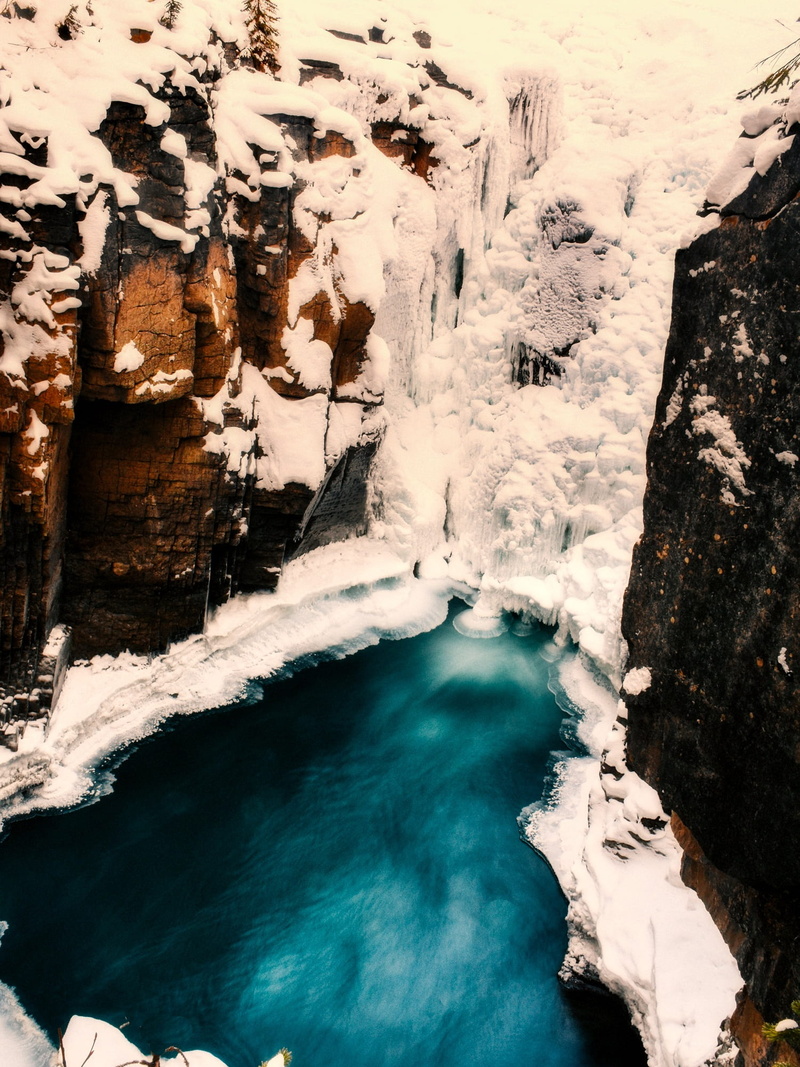 rock - object, frozen, ice, falls, 1080P, gully, water, canada, gorge, landscape, flowing water, nature, flowing, lake, cold temperature, snow, environment