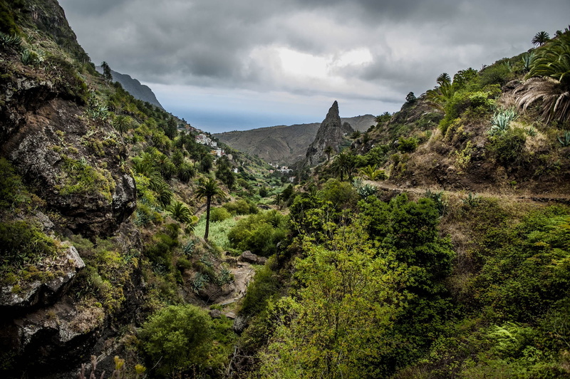 solid, travel destinations, cloud - sky, non-urban scene, aggression, tree, newly married, land, rock - object, landscapes, environment, 1080P, outdoors
