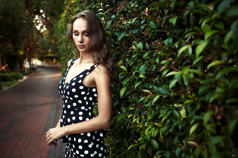 long hair, women, focus on foreground, Kirill Averyanov, young adult, leisure activity, sleeveless, model, beauty, day, closed eyes, fashion, beautiful woman