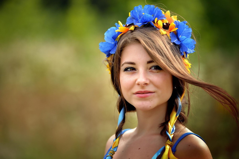 wreath, beautiful woman, flowering plant, wearing flowers, flower, portrait, women, headshot, smiling, one person, beauty, brown hair, Dana Gerhardt, young adult