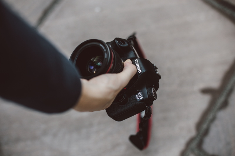 photography themes, photographer, photographing, video gaming, camera - photographic equipment, 5K, day, black, digital single-lens reflex camera, slr camera