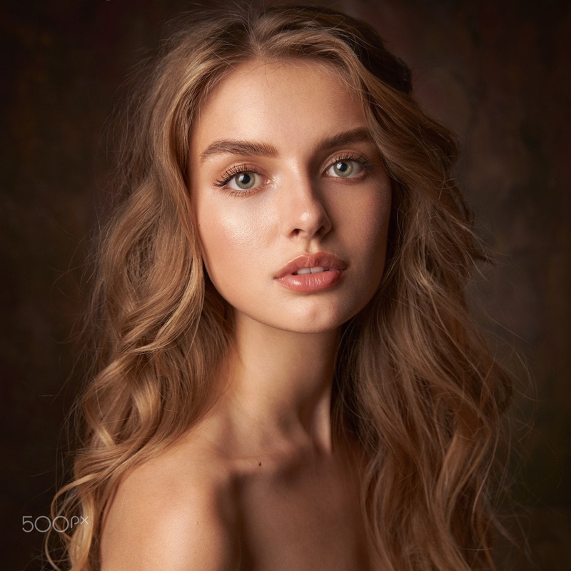 lipstick, green eyes, wavy hair, portrait, women, 720P, Alexander Vinogradov, brunette, open mouth, makeup, long hair, looking at viewer, lip gloss