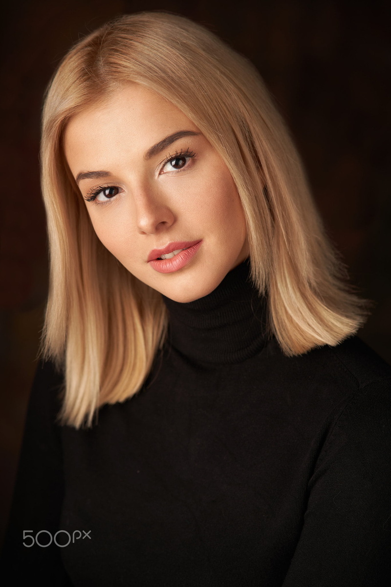 dark eyes, shoulder length hair, makeup, straight hair, portrait, looking at viewer, Alexander Vinogradov, black clothing, blonde, turtlenecks, 1080P