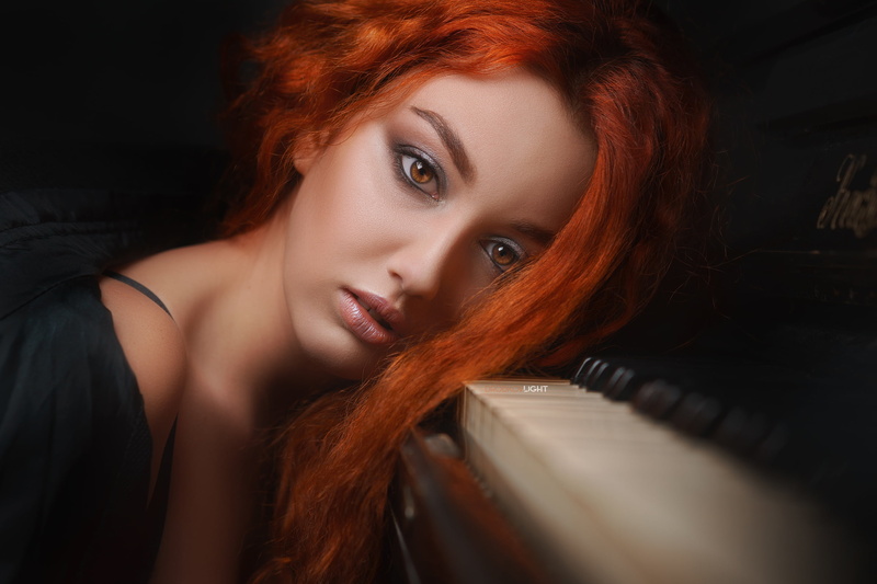 Alexander Drobkov-Light, keyboard, piano, girl, 2K, face, look, makeup, Anastasiya Germanova, redhead, hair, red, mood