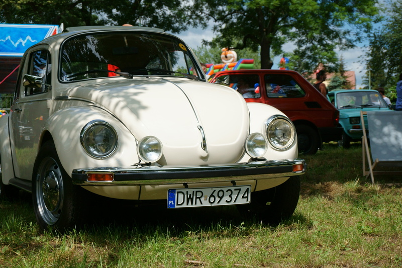 the old vehicle, day, old, sport, land, tree, reflector, monument, old auto, Oldtimer, retro car, white color, mode of transportation, travel, volkswagen