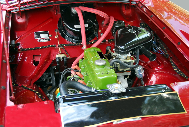 mode of transportation, hood, clean, automobile industry, automotive, red, automobile, speed, car, motor vehicle, mechanical, vehicle, engine, fire hose