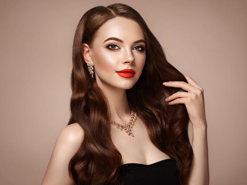 makeup, red lips, model, Oleg Gekman, necklace, hand, girl, decoration, brown hair, 4K