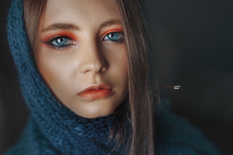 sponge, the dark background, portrait, Alexander Drobkov-Light, makeup, 4K, face, look, Eva Lapenko, hair