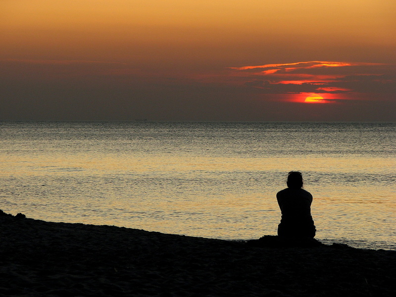 nature, people, peace of mind, 2K, horizon over water, the silence, leisure activity, waiting, golden, near, the coast, horizon, tranquil scene, outdoors
