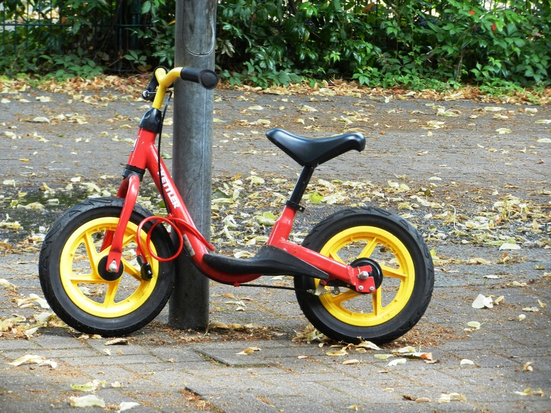 mode of transportation, red, sport, tourism, bicycles, city bicycles, spokes, tricycle, scooter, tyres, transportation, city, land vehicle, metal, toy
