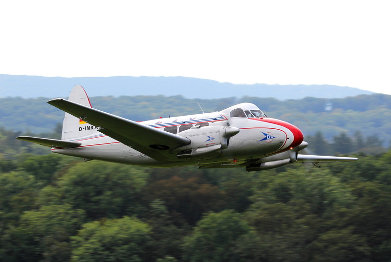 aircraft-monoplane, Dove, short-haul, passenger, British, De Havilland, 2K, DH.104